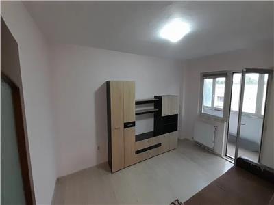 Apartament renovat 2 camere Calea Bucuresti